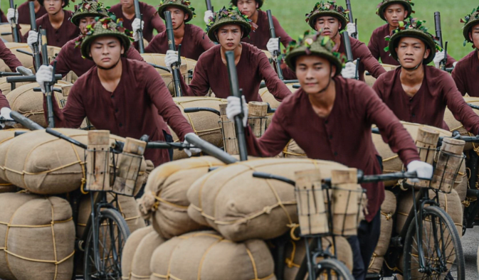 Tái hiện đoàn xe đạp thồ trong chiến dịch Điện Biên Phủ: Lực lượng có 1 không 2 trên thế giới